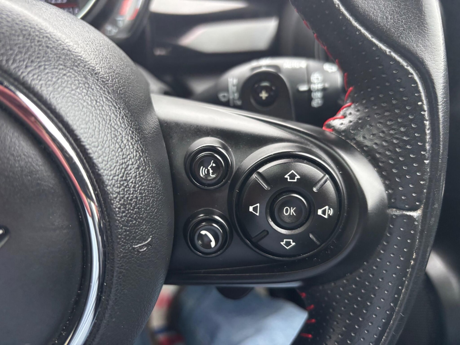 Used MINI Hatch 2019 for sale - 76832860: Photo 16