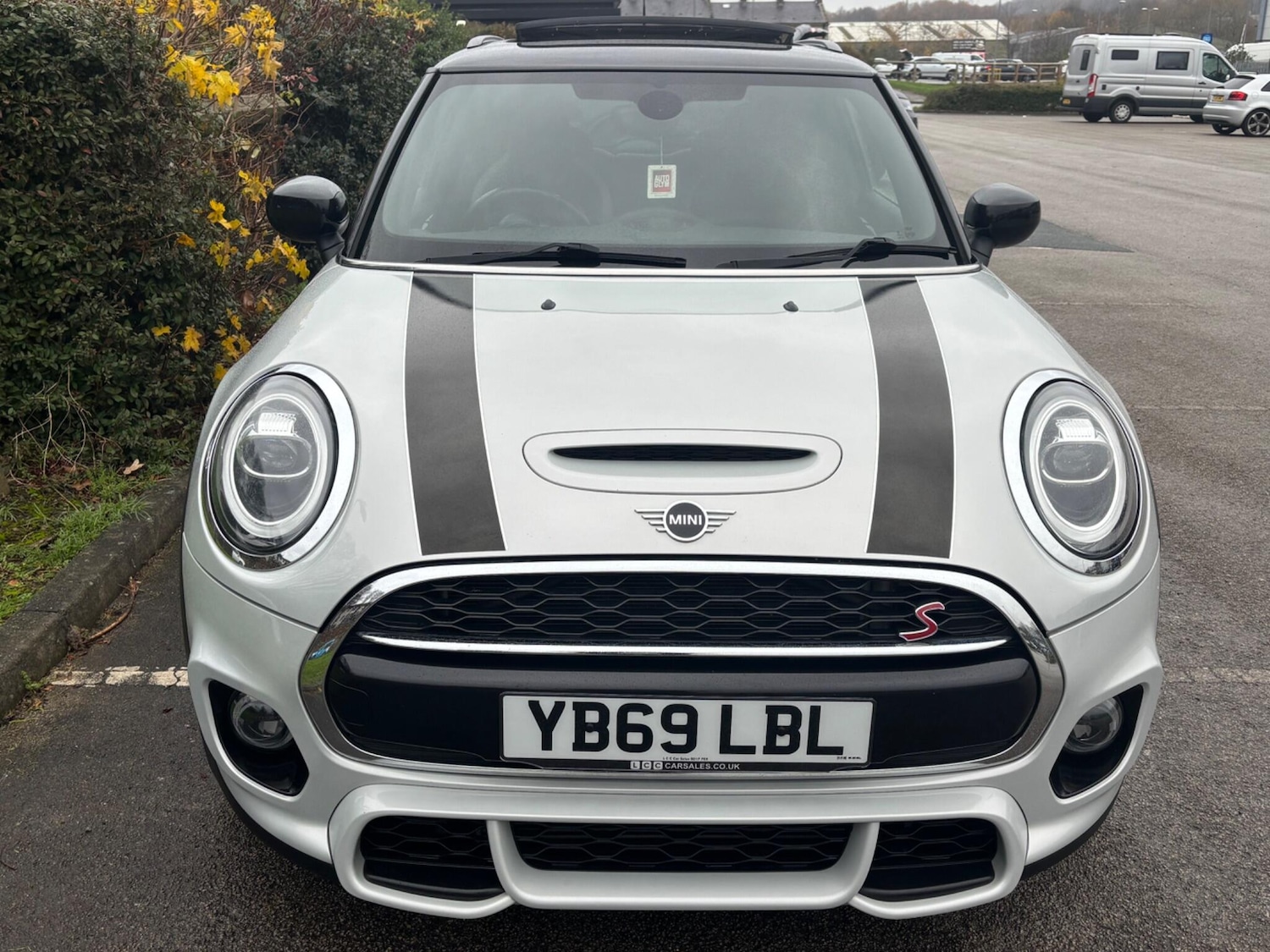 Used MINI Hatch 2019 for sale - 76832860: Photo 2