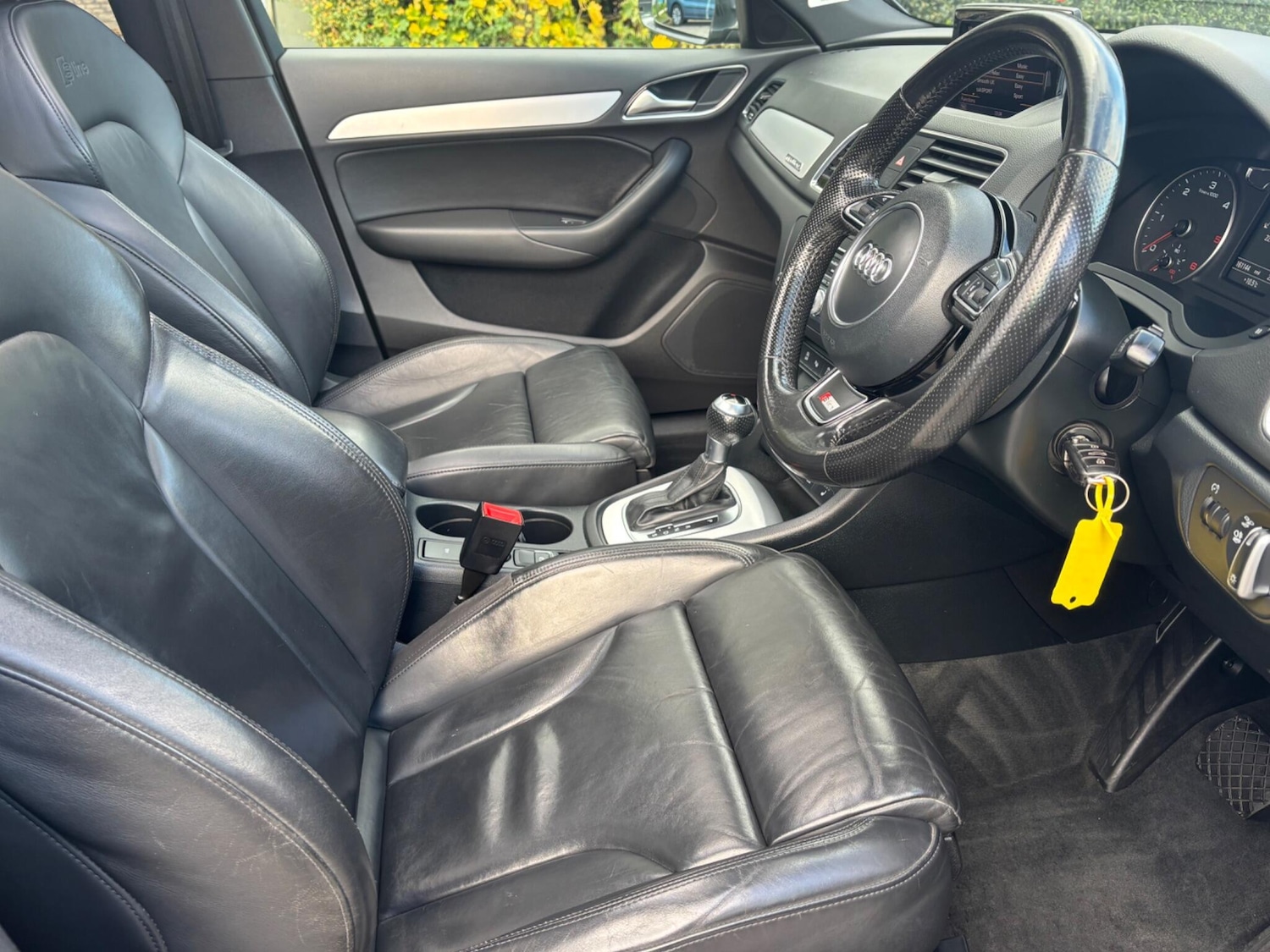 Used Audi Q3 2015 for sale - 76336839: Photo 11