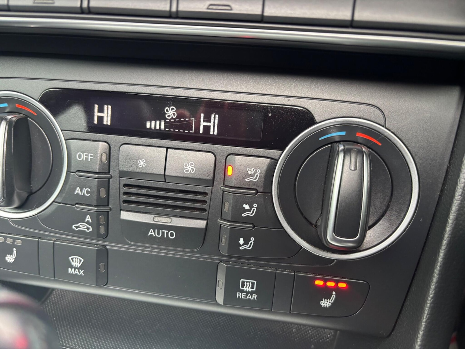 Used Audi Q3 2015 for sale - 76336839: Photo 22