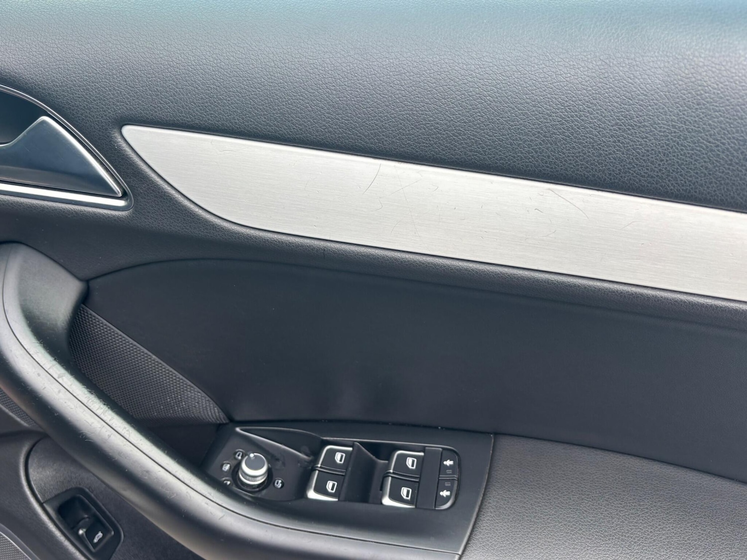 Used Audi Q3 2015 for sale - 76336839: Photo 23