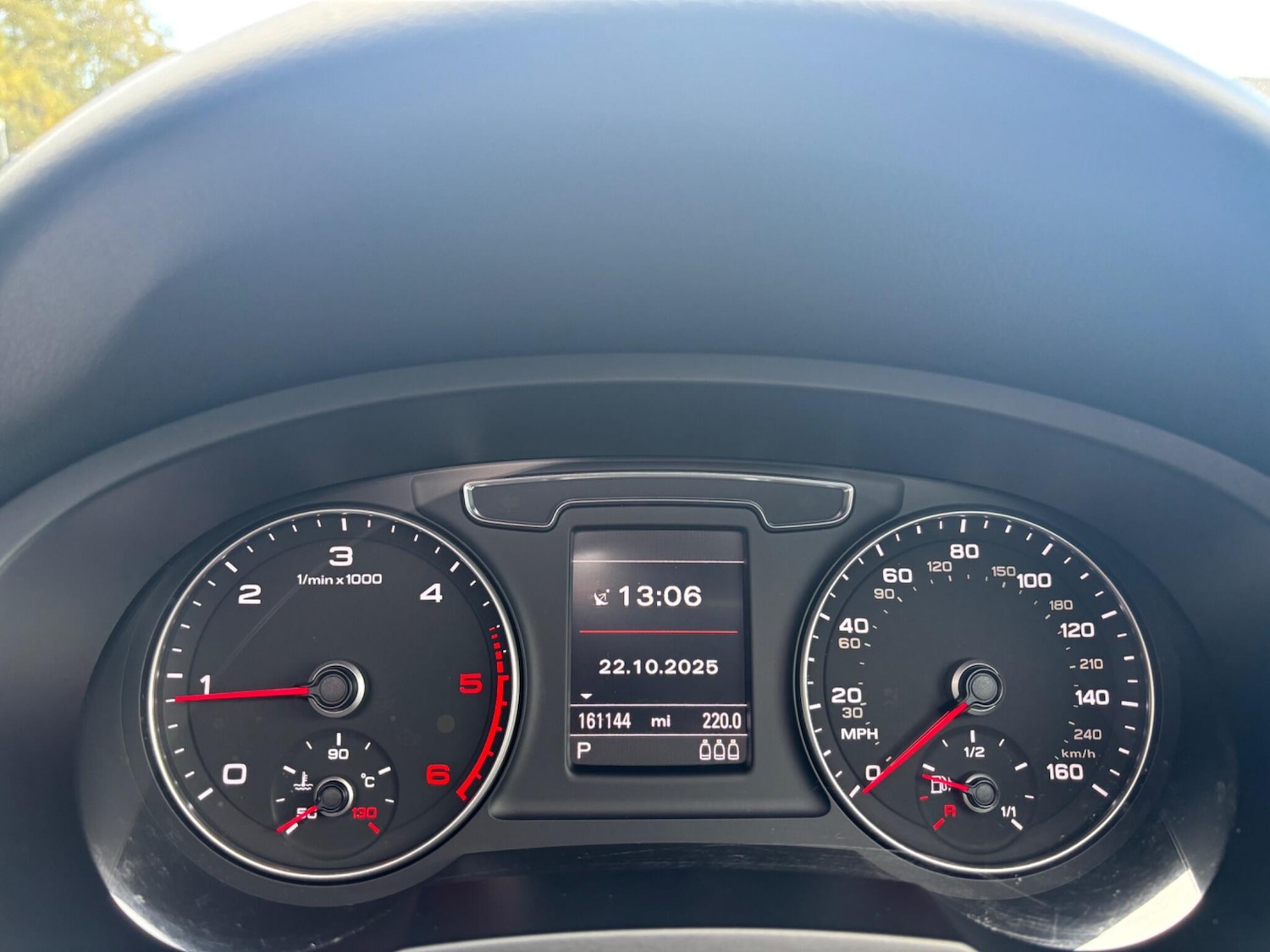 Used Audi Q3 2015 for sale - 76336839: Photo 28