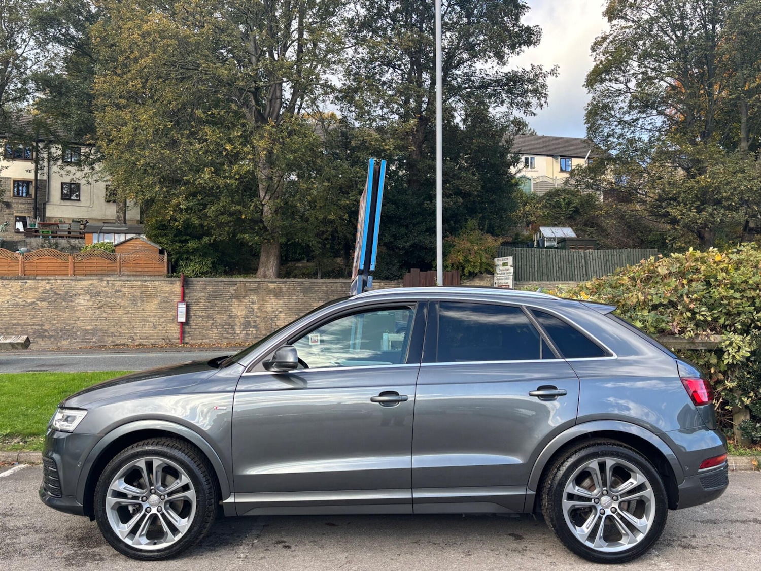 Used Audi Q3 2015 for sale - 76336839: Photo 5