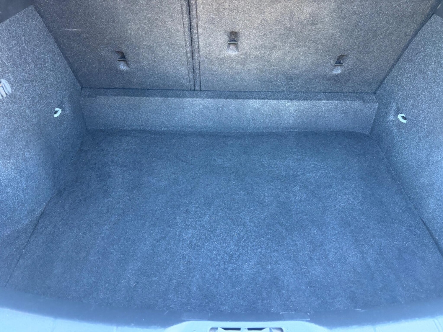 Used Volvo V40 2018 for sale - 76996148: Photo 28