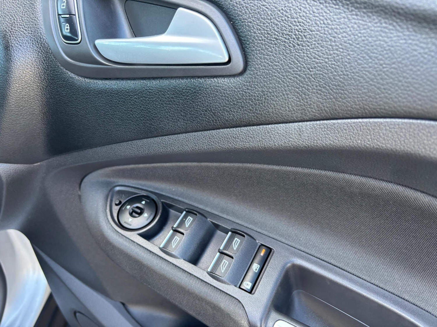 Used Ford C-Max 2017 for sale - 78018923: Photo 18