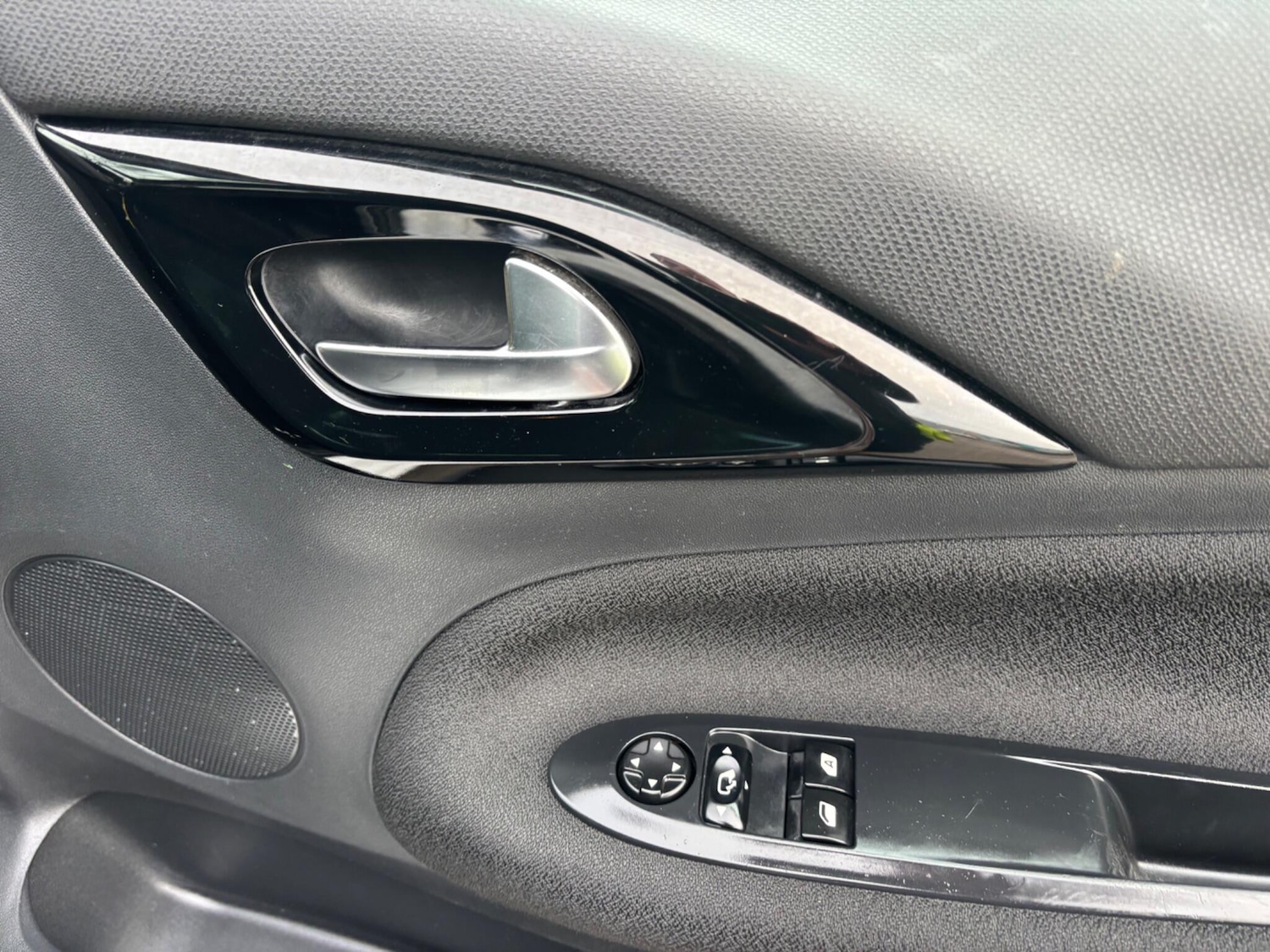 Used Citroen DS3 2014 for sale - 77131813: Photo 15