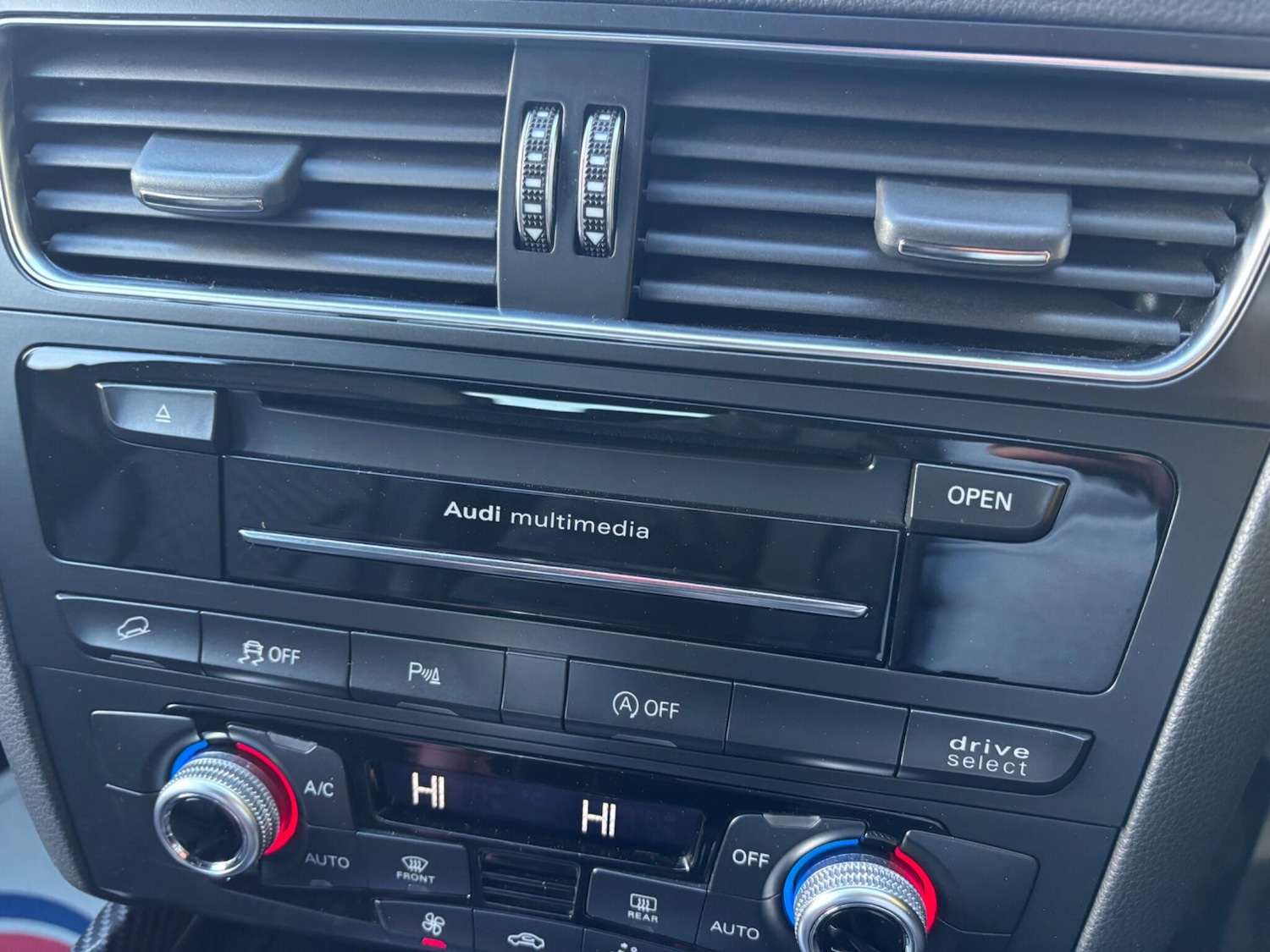 Used Audi SQ5 for sale - 76370345: Photo 24