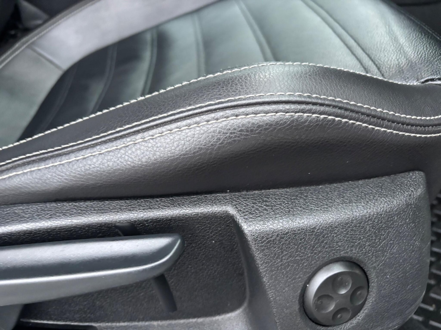 Used Volkswagen Scirocco for sale - 77439856: Photo 21