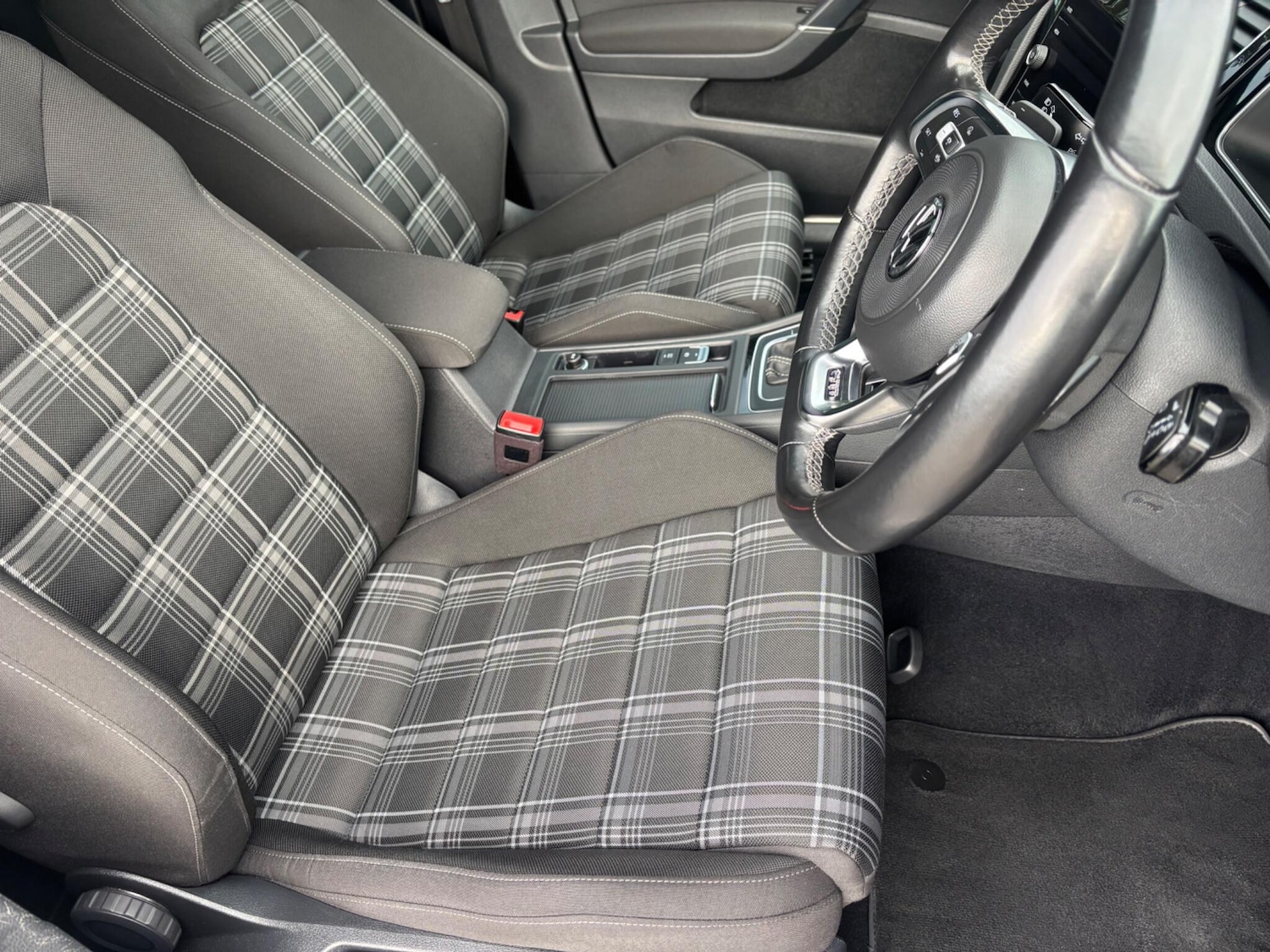 Used Volkswagen Golf 2019 for sale - 76059400: Photo 13