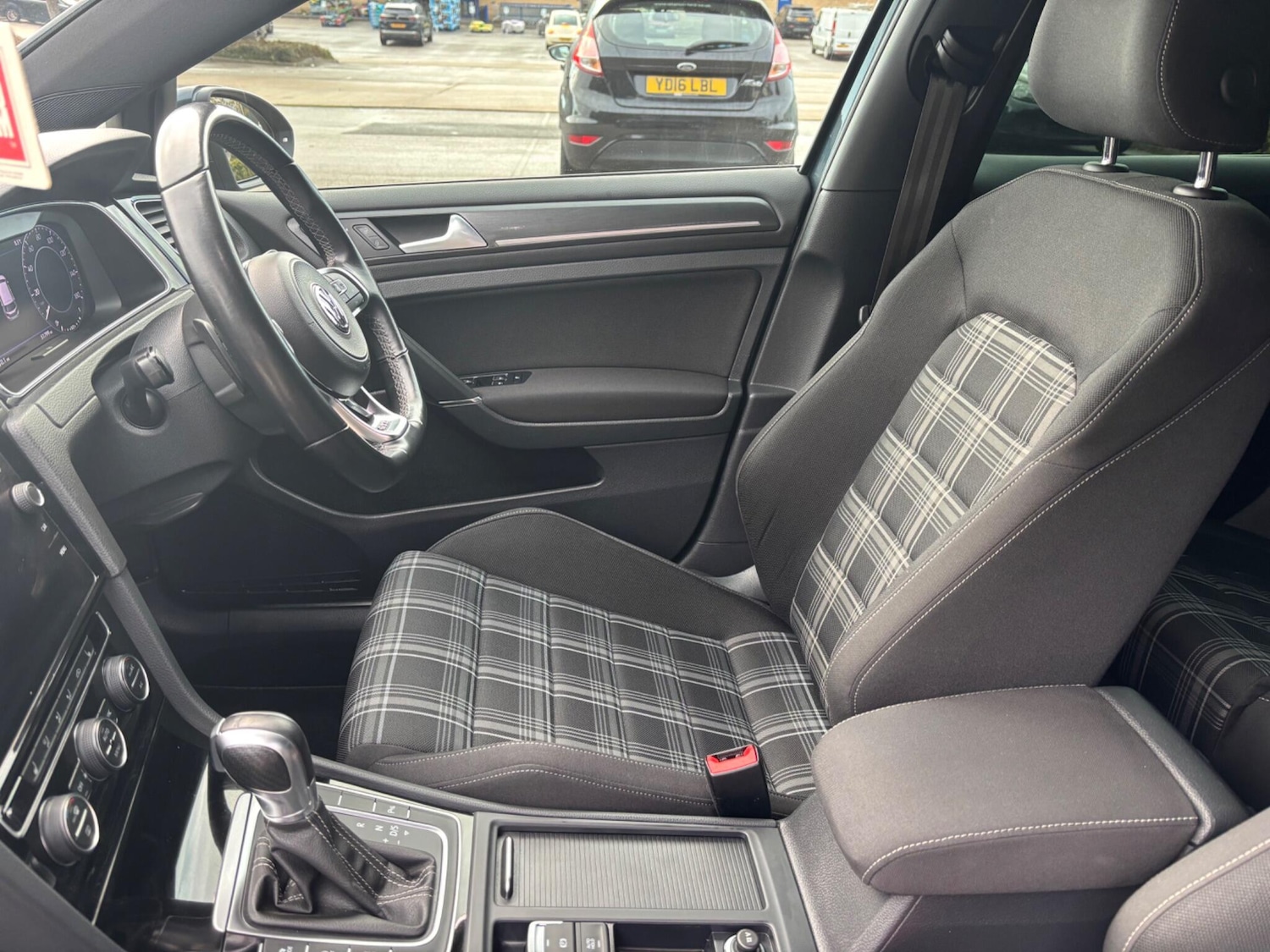 Used Volkswagen Golf 2019 for sale - 76059400: Photo 17
