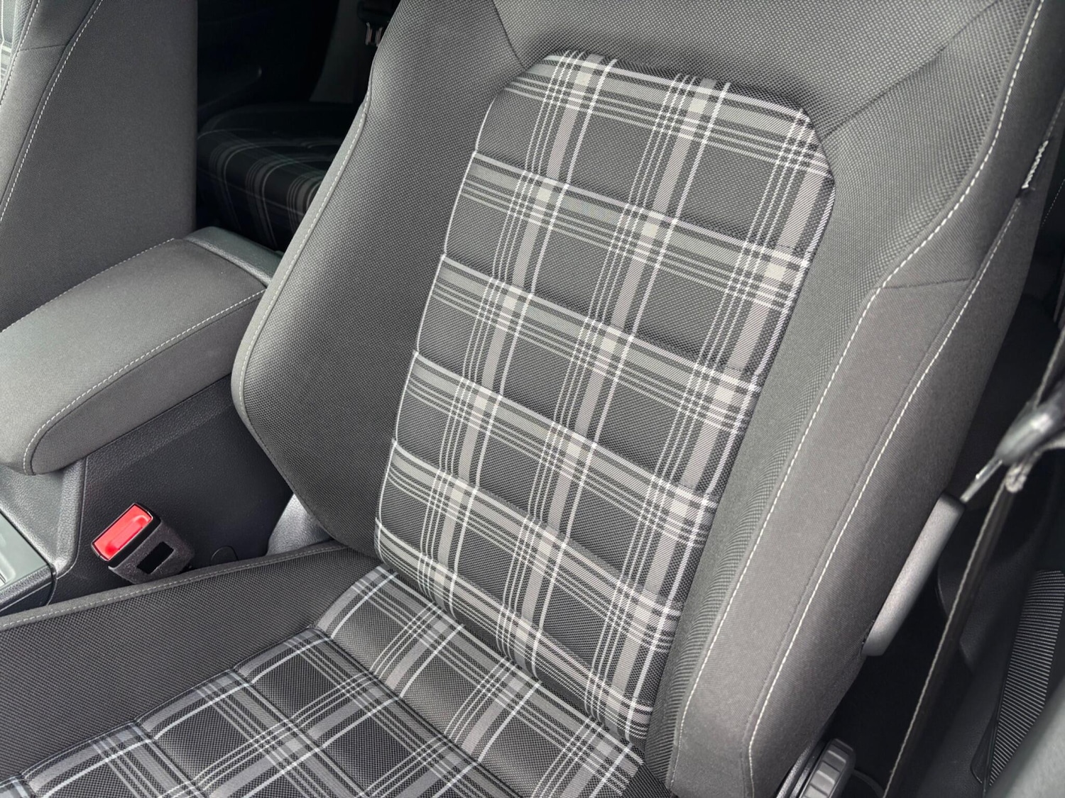 Used Volkswagen Golf 2019 for sale - 76059400: Photo 18