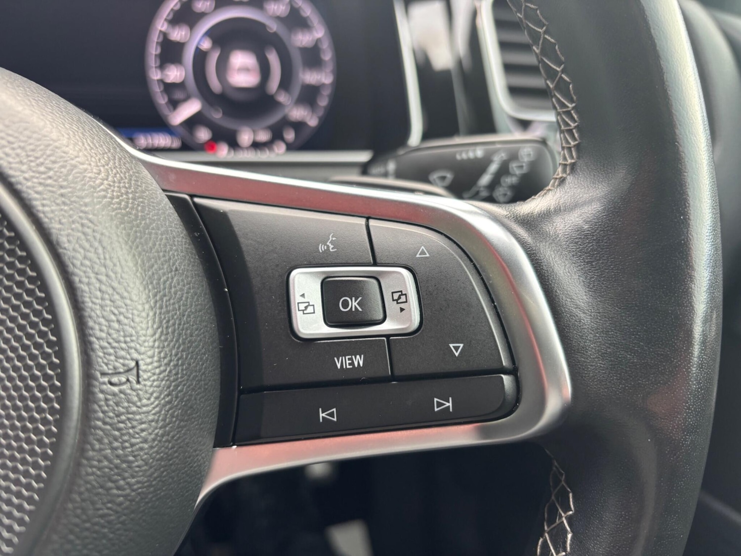 Used Volkswagen Golf 2019 for sale - 76059400: Photo 23