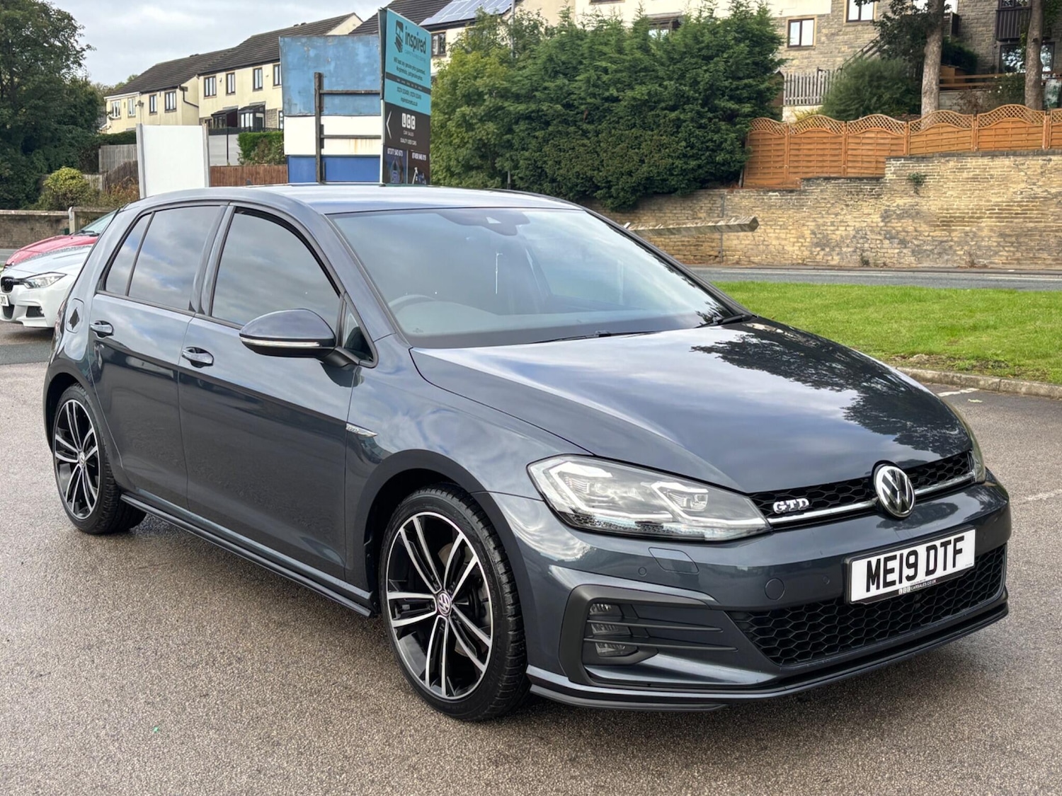 Used Volkswagen Golf 2019 for sale - 76059400: Photo 3