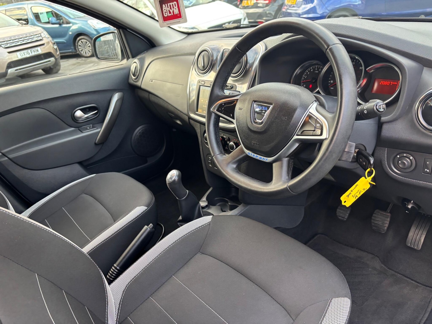 Used Dacia Sandero Stepway 2020 for sale - 76780667: Photo 12