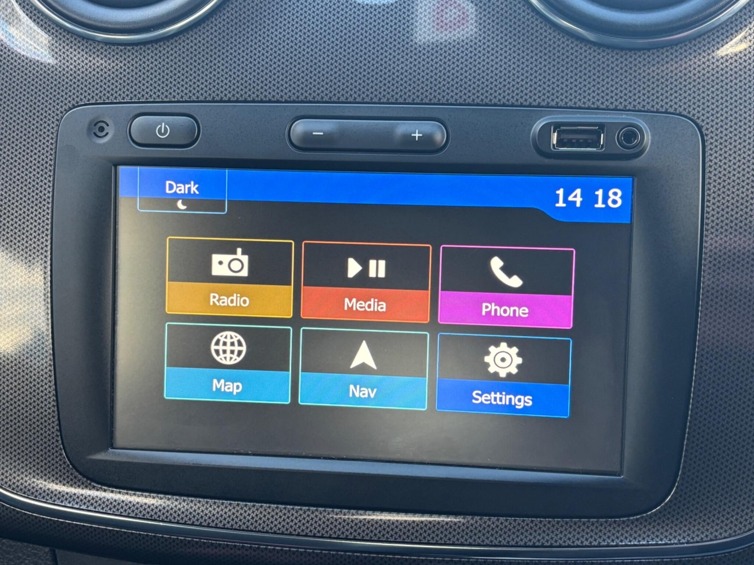 Used Dacia Sandero Stepway 2020 for sale - 76780667: Photo 18