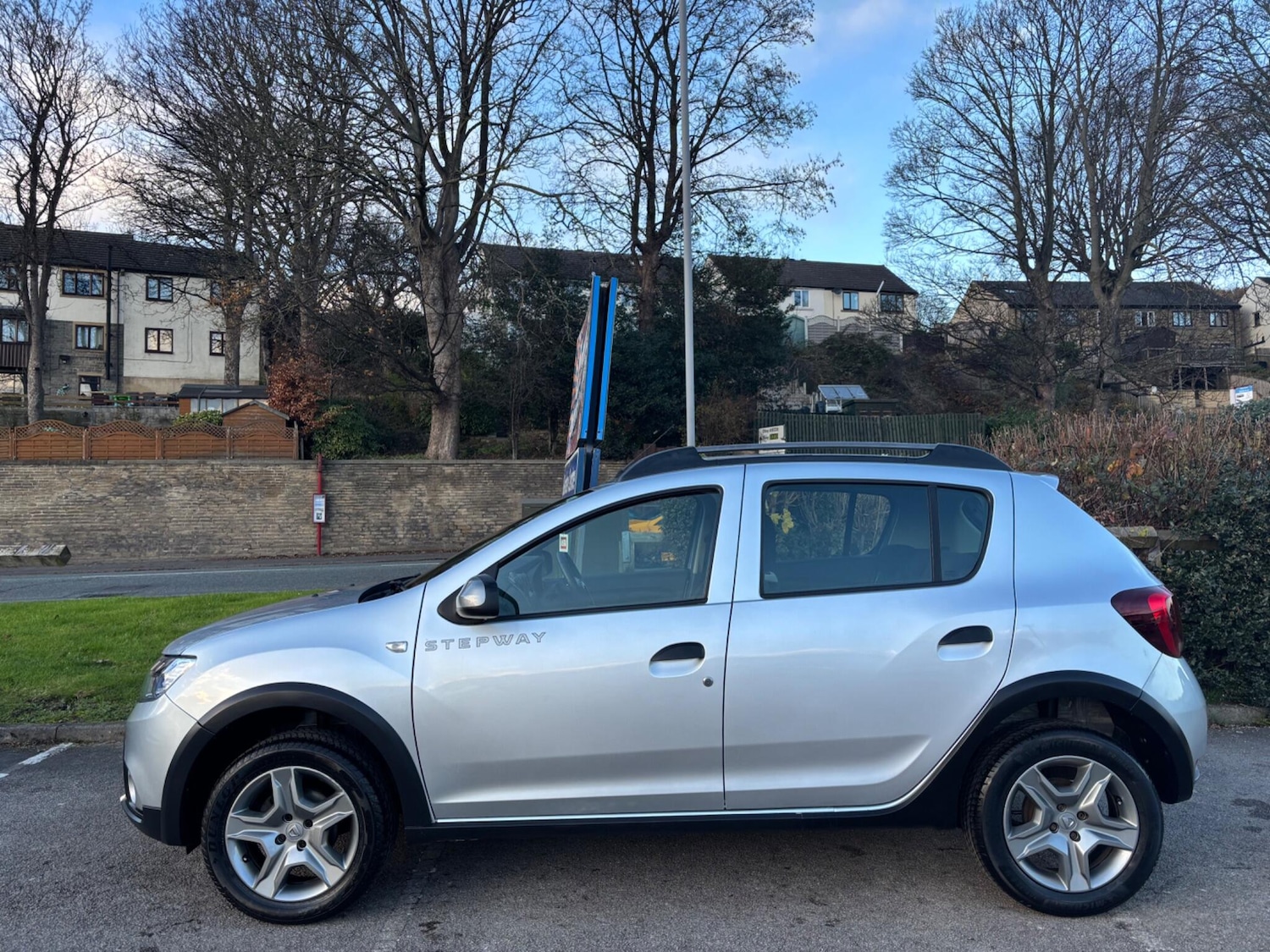 Used Dacia Sandero Stepway 2020 for sale - 76780667: Photo 5