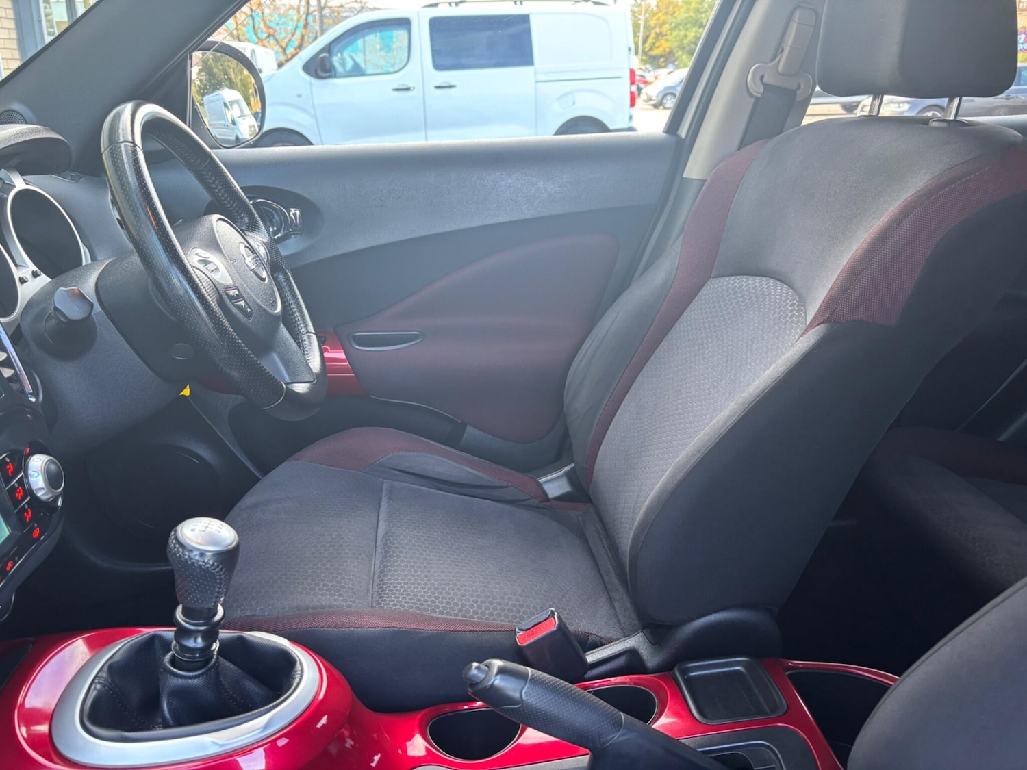 Used Nissan Juke 2011 for sale - 76336742: Photo 27