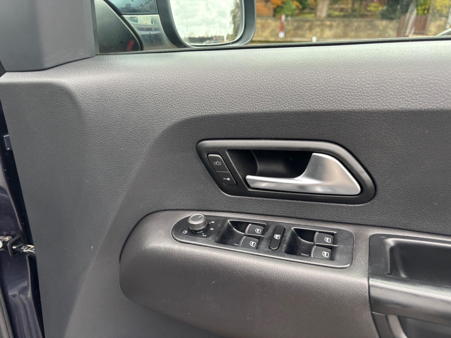 Used Volkswagen Amarok 2018 for sale - 76996437: Photo 30