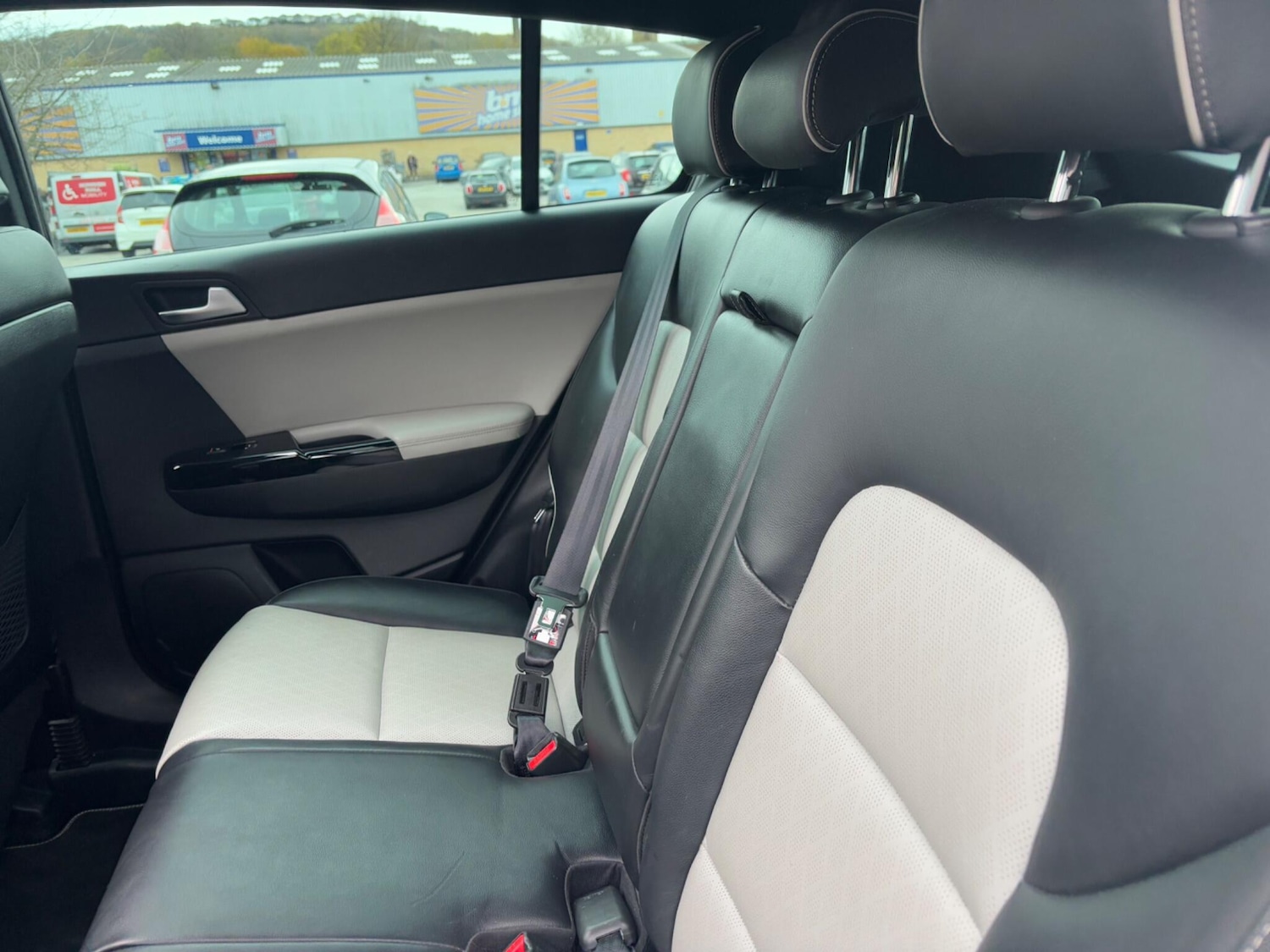 Used Kia Sportage 2017 for sale - 76992023: Photo 21