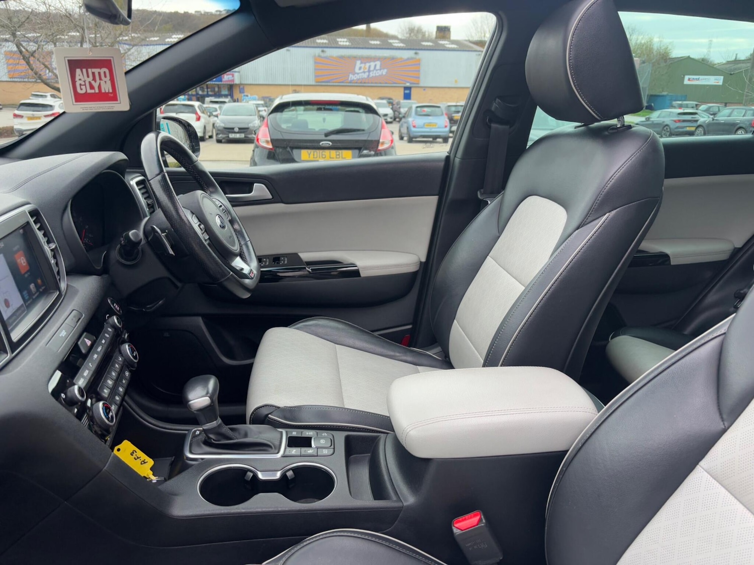 Used Kia Sportage 2017 for sale - 76992023: Photo 45