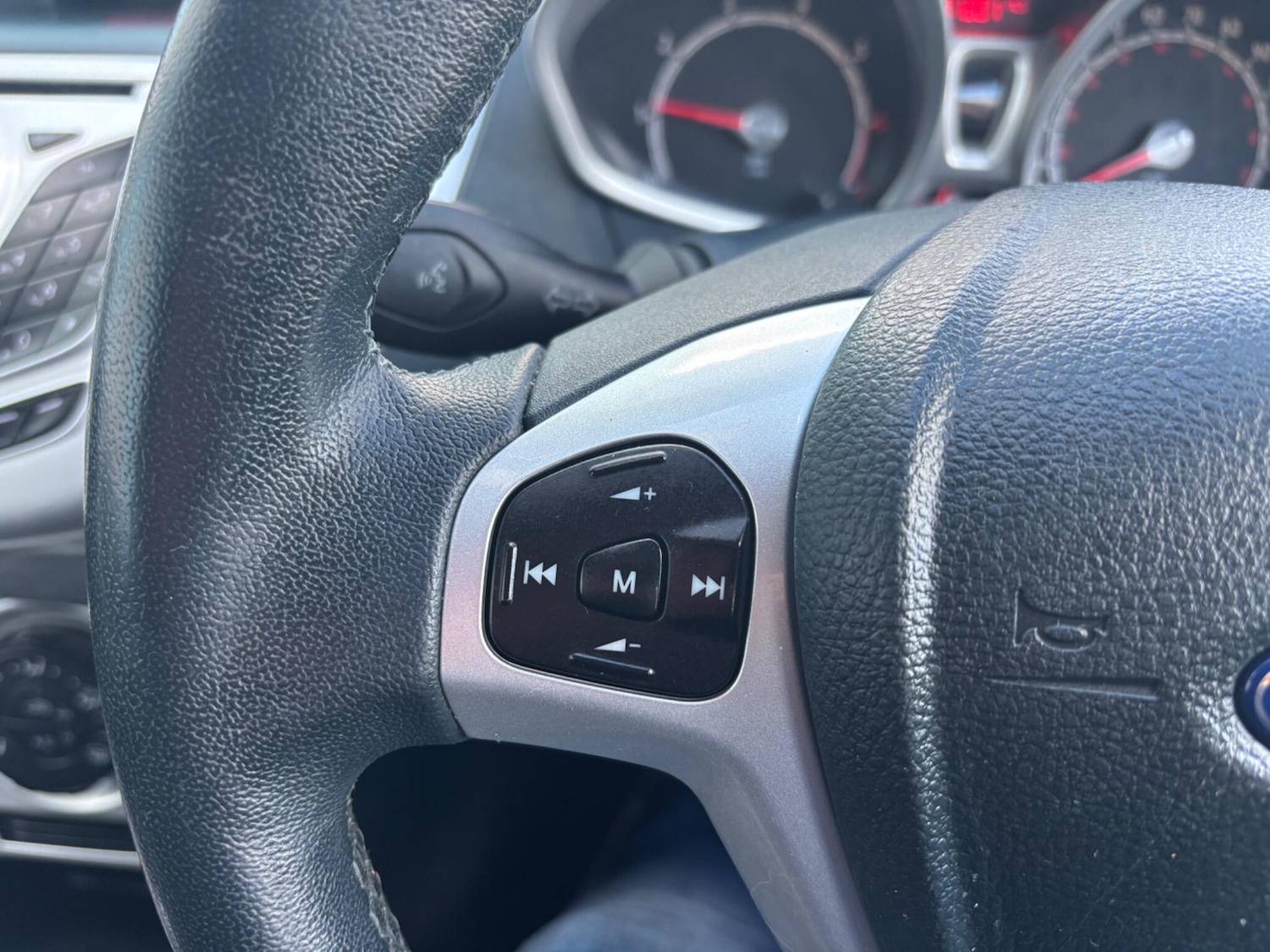 Used Ford Fiesta 2012 for sale - 78203877: Photo 11