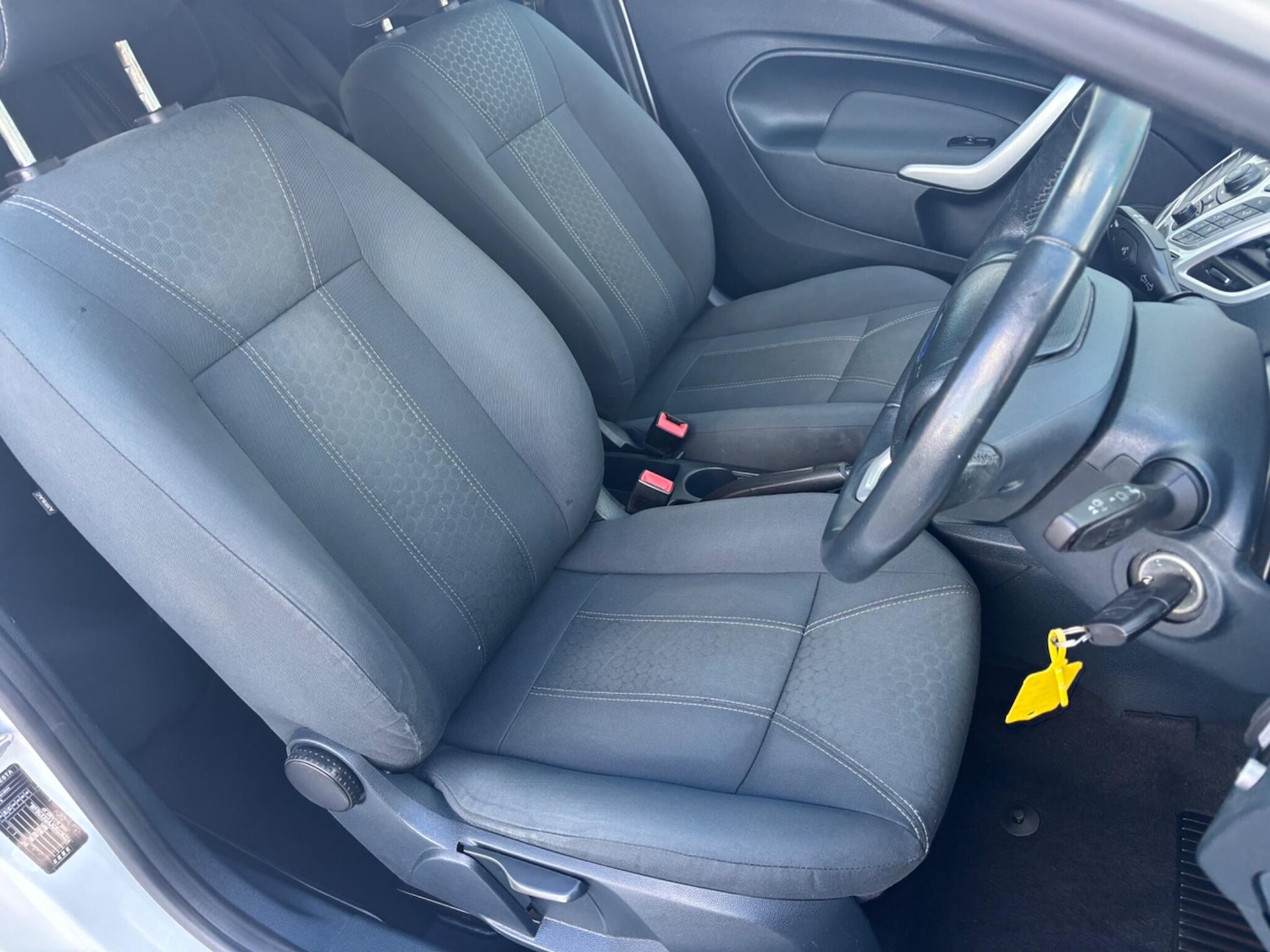 Used Ford Fiesta 2012 for sale - 78203877: Photo 8