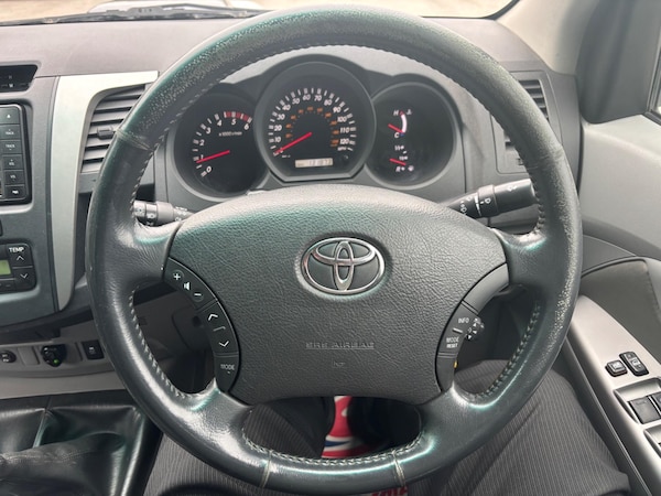 Used Toyota Hilux 2010 for sale - 76188407: Photo 20