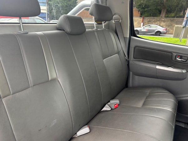 Used Toyota Hilux 2010 for sale - 76188407: Photo 22