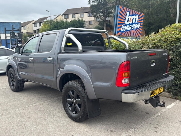 Used Toyota Hilux 2010 for sale - 76188407: Photo 4