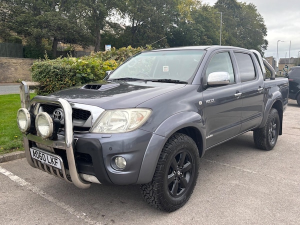 Used Toyota Hilux 2010 for sale - 76188407: Photo 5