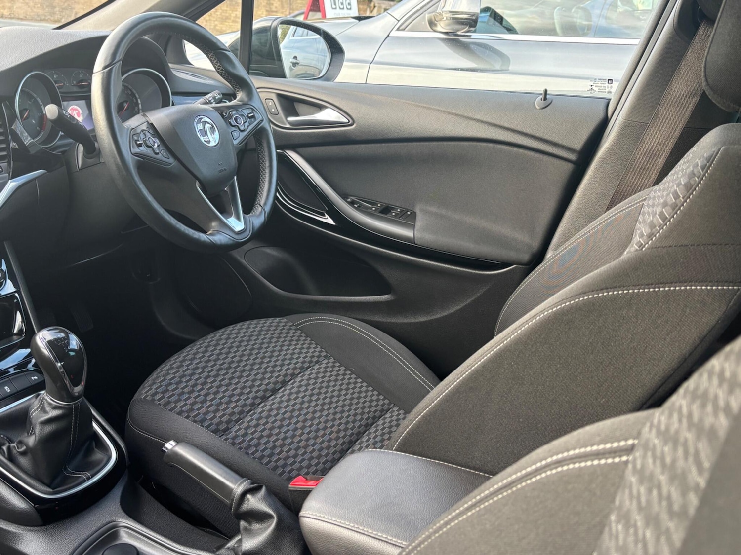 Used Vauxhall Astra 2016 for sale - 76398608: Photo 14