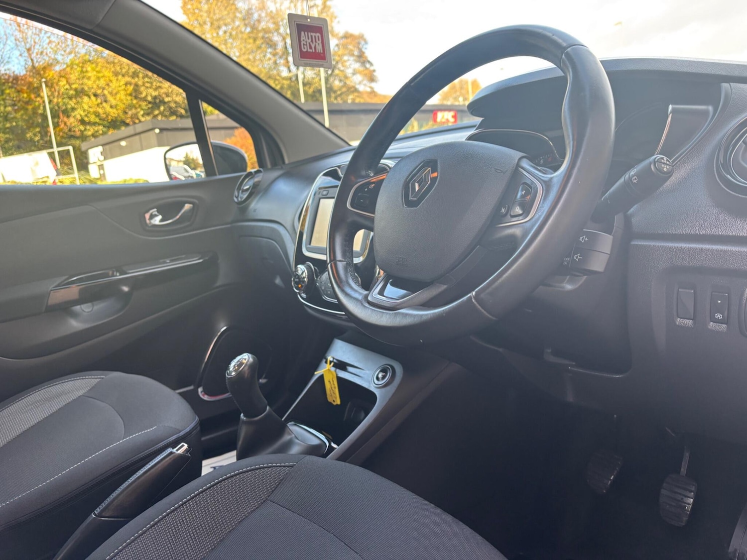 Used Renault Captur 2016 for sale - 76995767: Photo 11