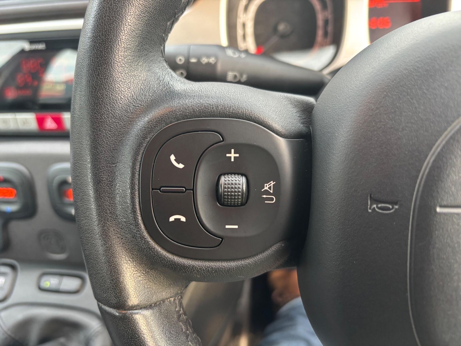 Used Fiat Panda 2019 for sale - 76952305: Photo 18