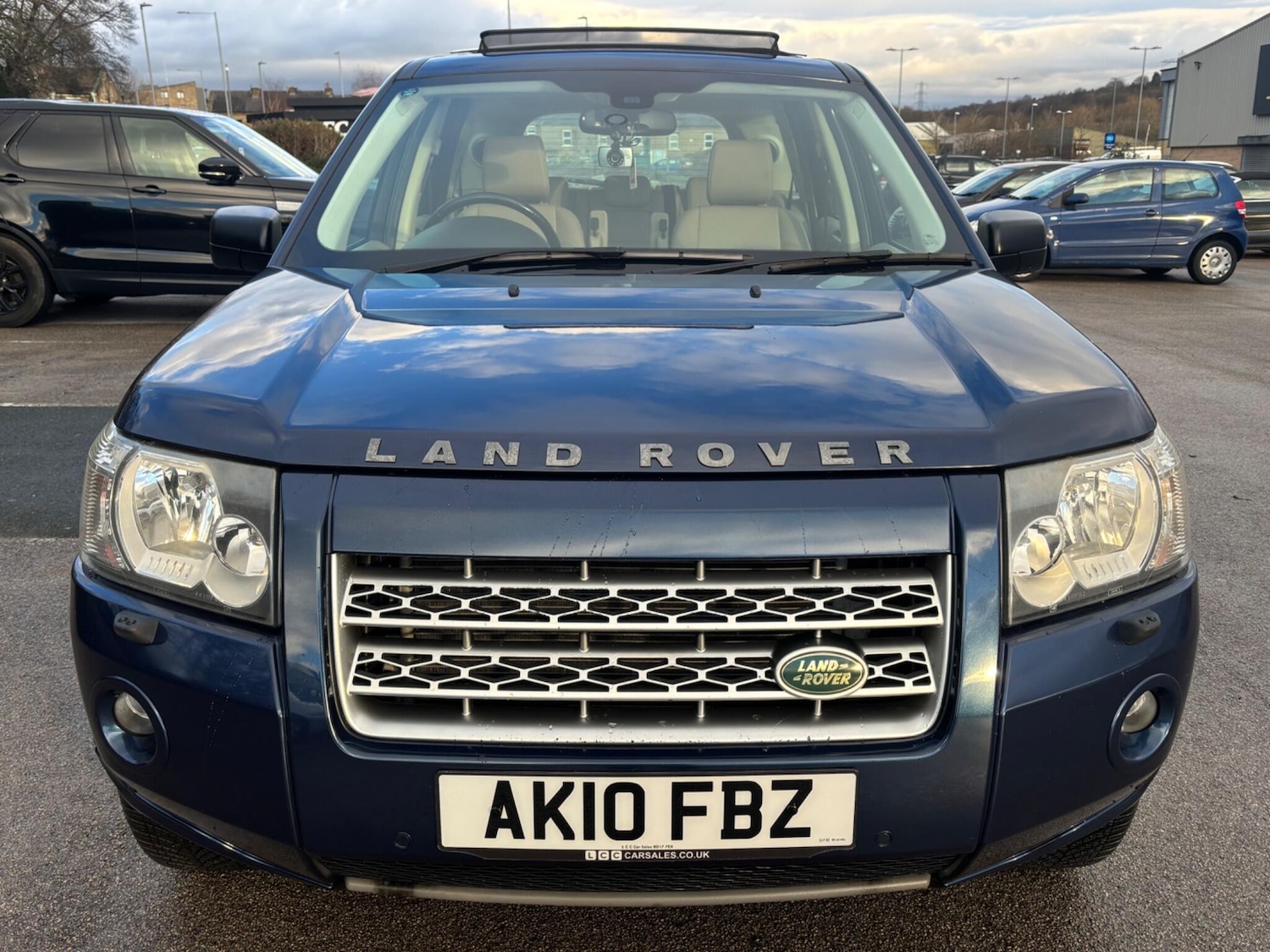 Used Land Rover Freelander 2010 for sale - 76965217: Photo 2