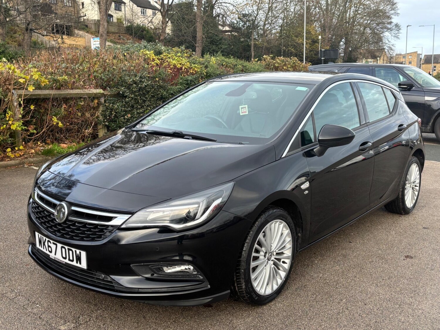 Used Vauxhall Astra 2017 for sale - 76700797: Photo 1