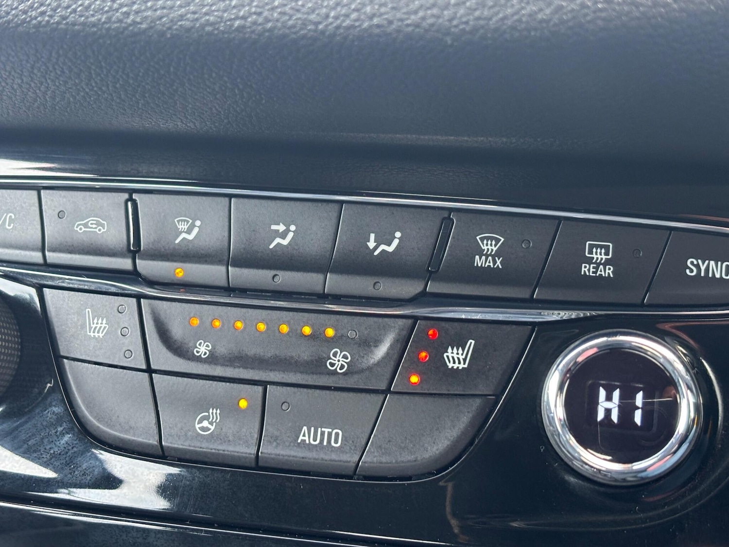 Used Vauxhall Astra 2017 for sale - 76700797: Photo 24