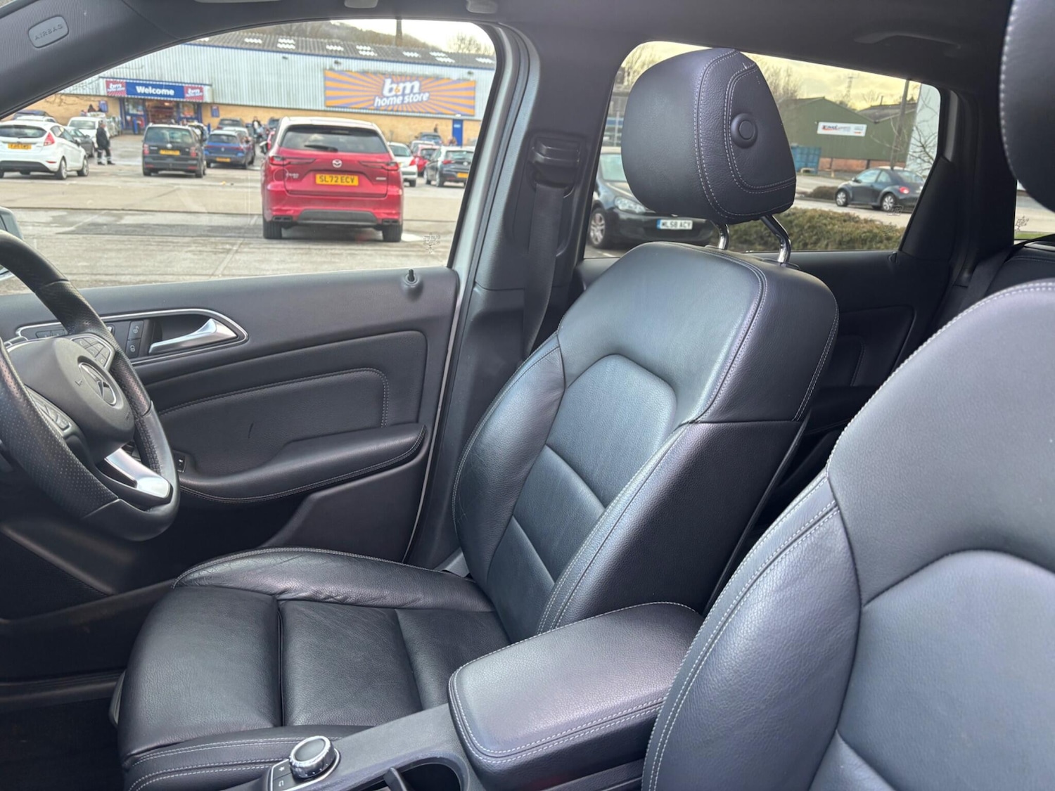 Used Mercedes-Benz B Class 2018 for sale - 77377111: Photo 10