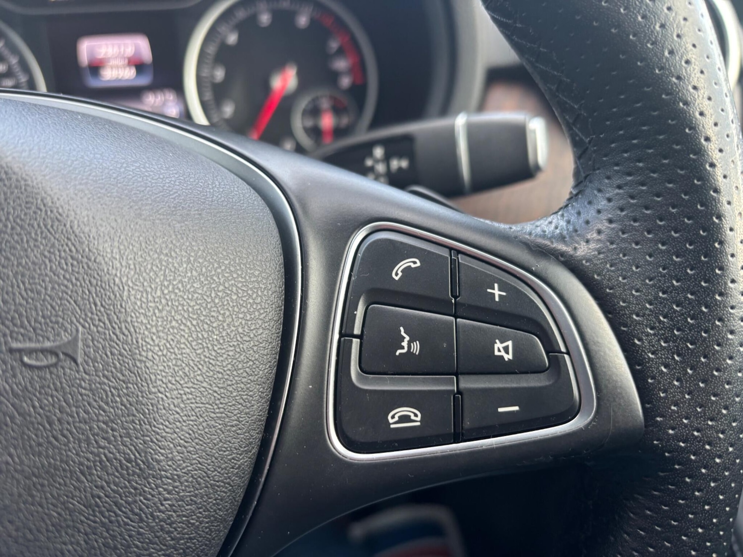 Used Mercedes-Benz B Class 2018 for sale - 77377111: Photo 19