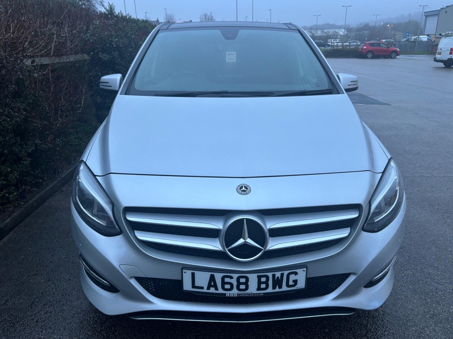 Used Mercedes-Benz B Class 2018 for sale - 77377111: Photo 2