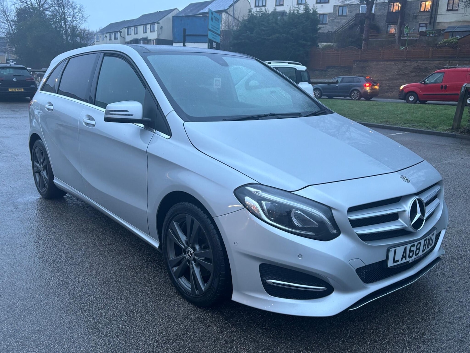 Used Mercedes-Benz B Class 2018 for sale - 77377111: Photo 3