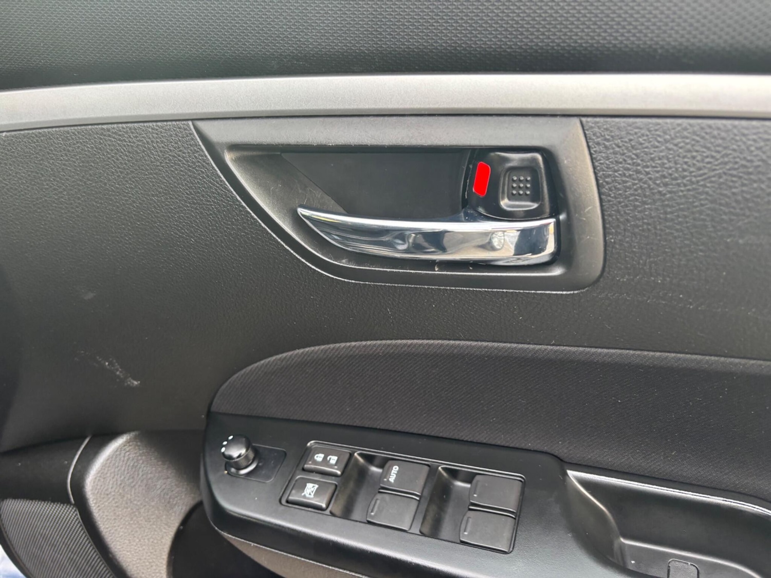 Used Suzuki Swift 2017 for sale - 76325958: Photo 12