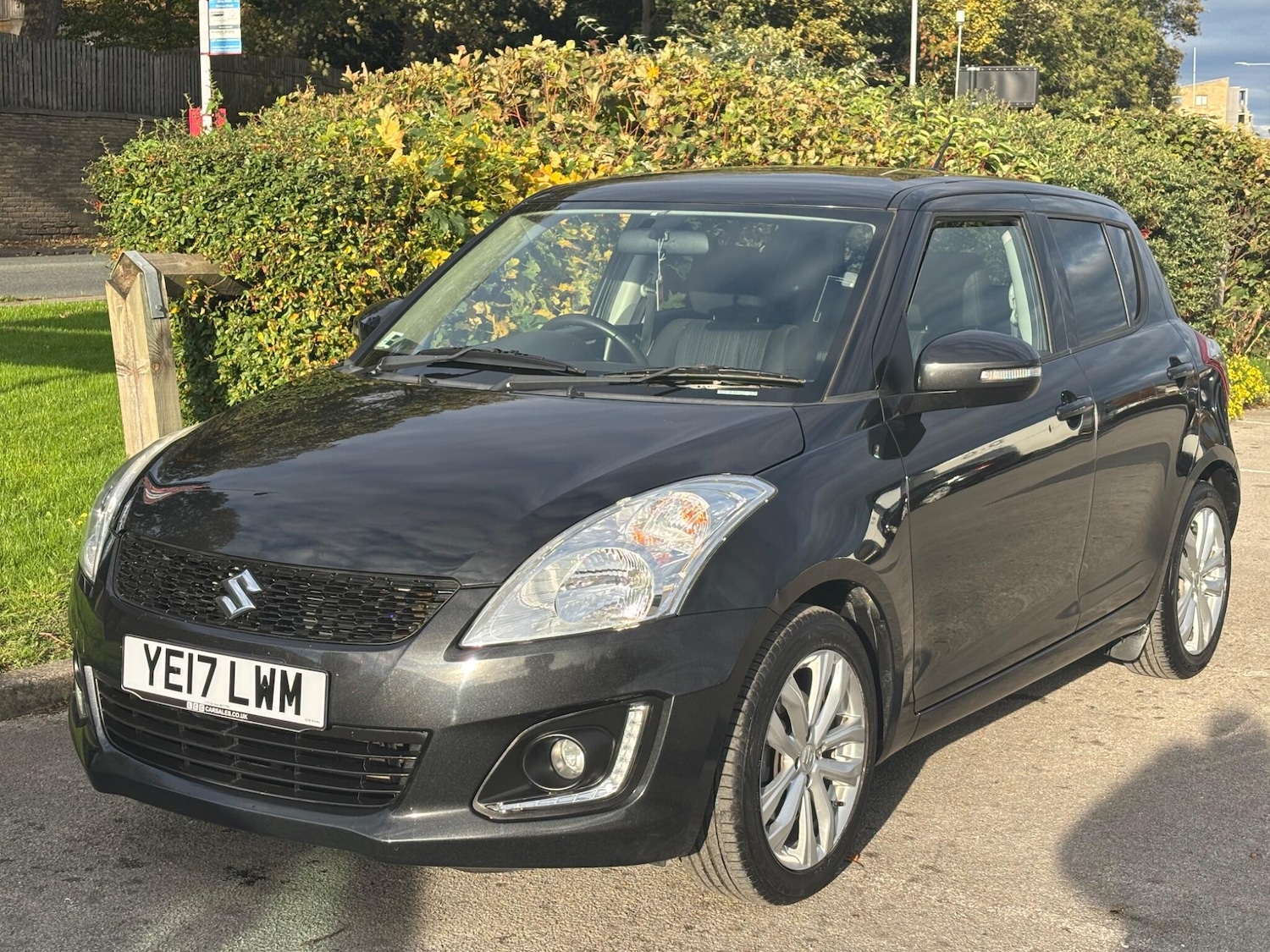 Used Suzuki Swift 2017 for sale - 76325958: Photo 3
