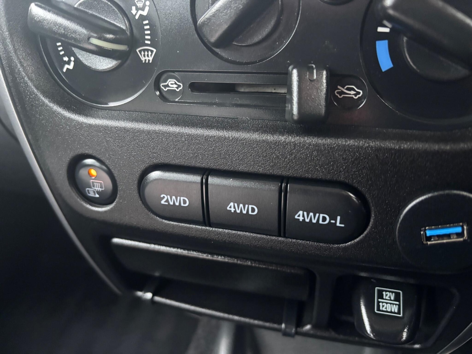 Used Suzuki Jimny 2017 for sale - 76389150: Photo 16