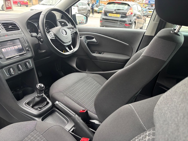 Used Volkswagen Polo 2017 for sale - 76283726: Photo 10
