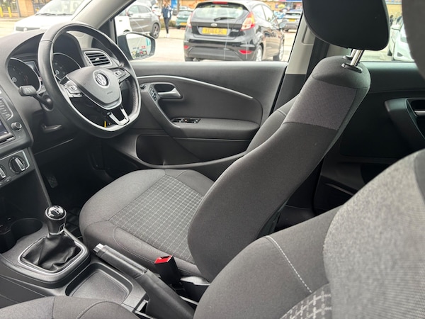 Used Volkswagen Polo 2017 for sale - 76283726: Photo 28