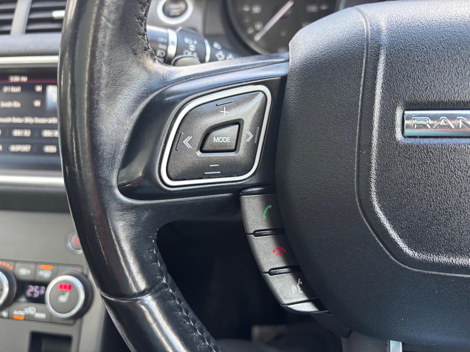 Used Land Rover Range Rover Evoque 2019 for sale - 77839247: Photo 18