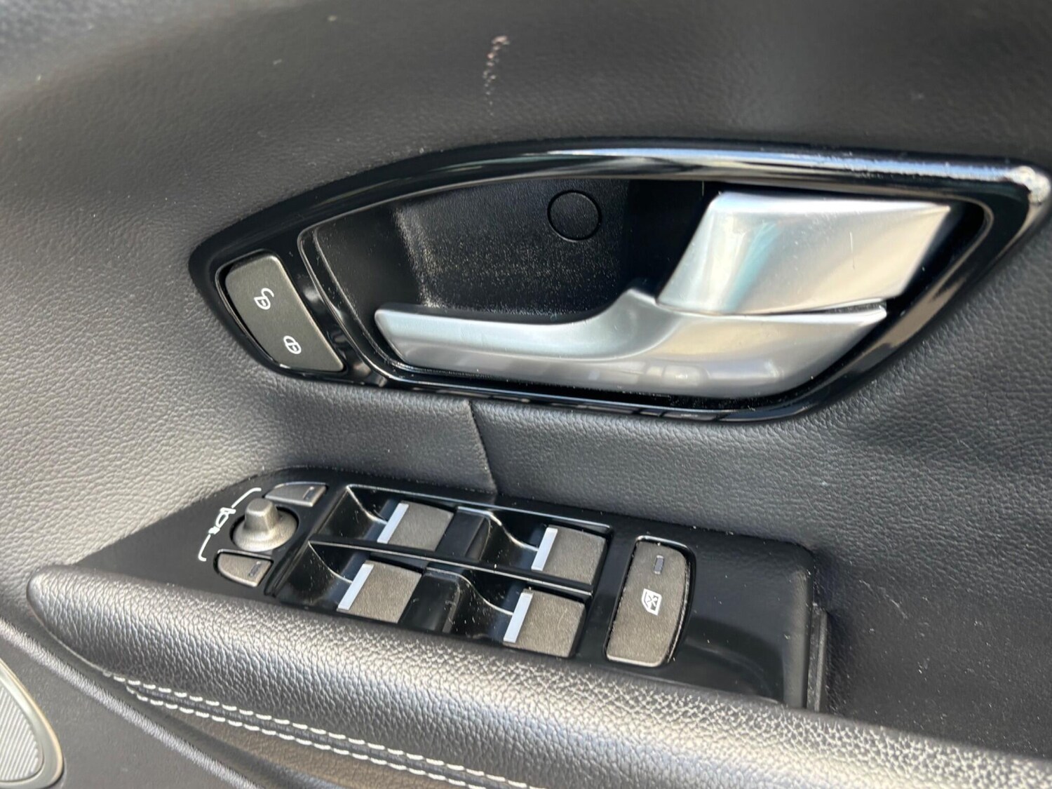 Used Land Rover Range Rover Evoque 2019 for sale - 77839247: Photo 25