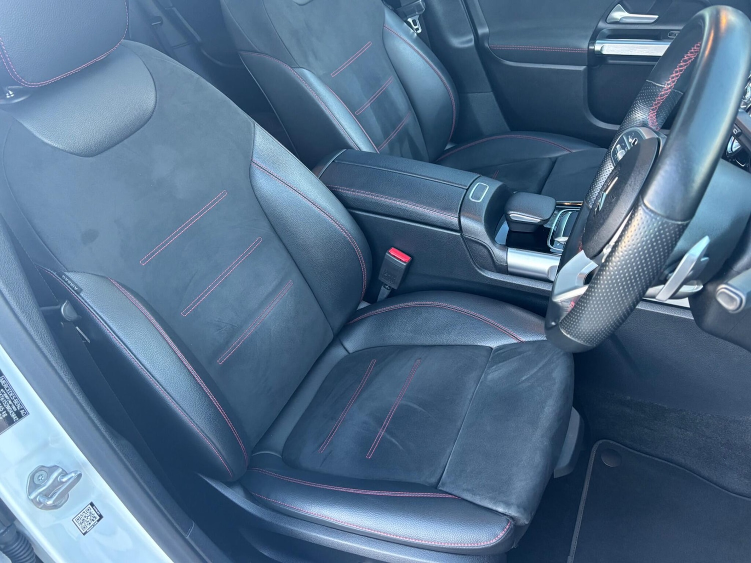 Used Mercedes-Benz GLB 2021 for sale - 76899126: Photo 12