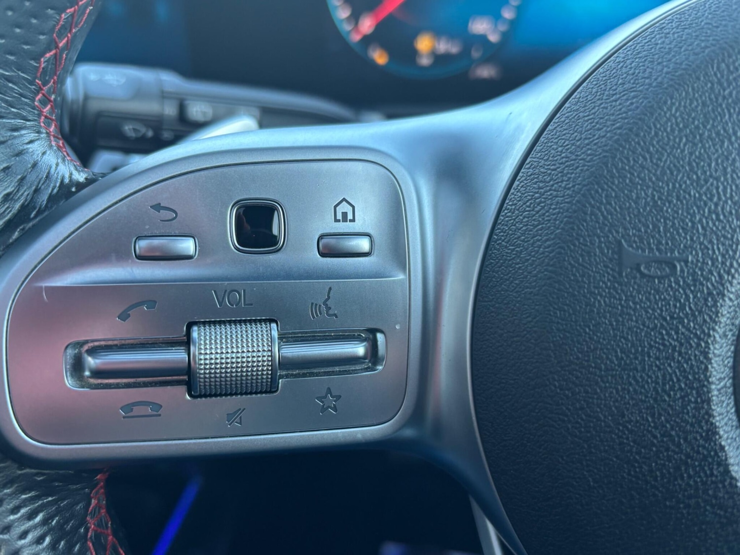 Used Mercedes-Benz GLB 2021 for sale - 76899126: Photo 21