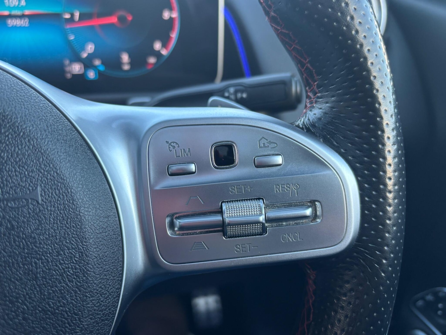 Used Mercedes-Benz GLB 2021 for sale - 76899126: Photo 22